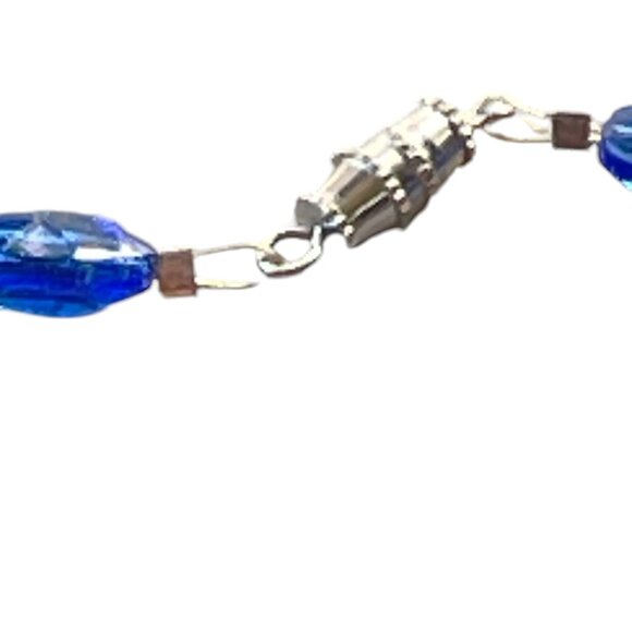Vintage Blue Glass Beaded Necklace With Magnetic Clasp 1970s - Picture 3 of 8